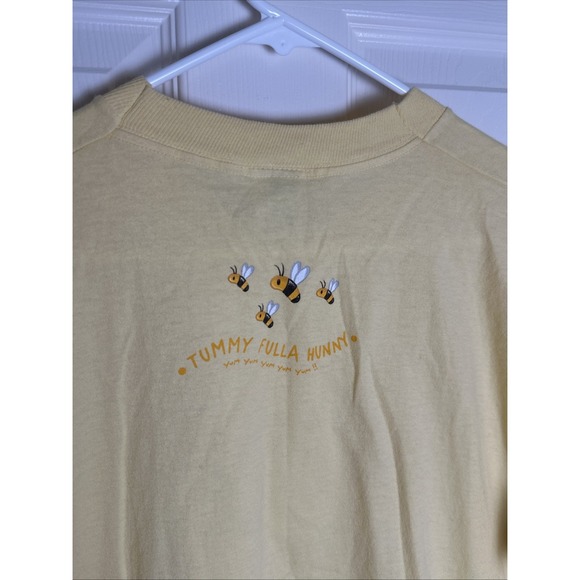 The Disney Store Winnie The Pooh Bumble Bee Honey Pot Graphic Shirt Yellow sz L - Picture 4 of 5
